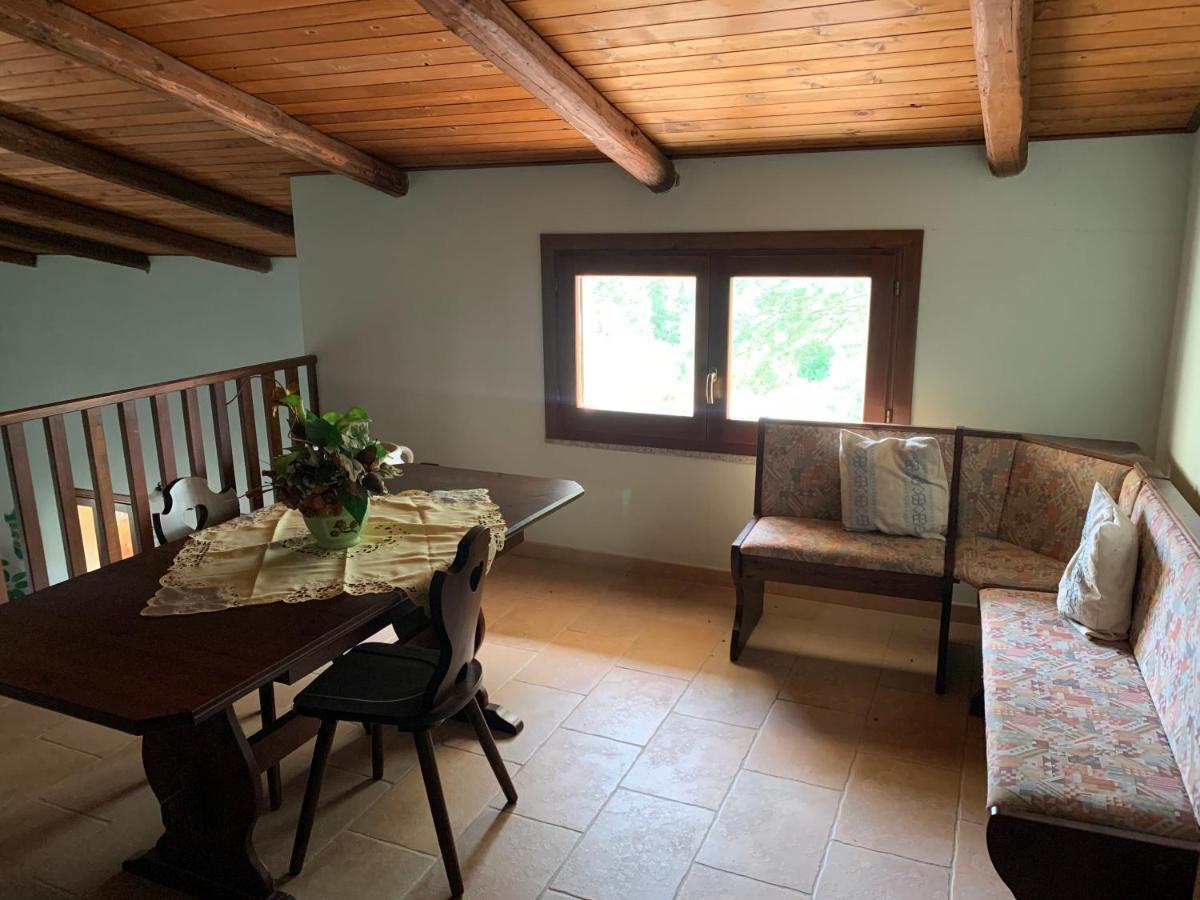 Agriturismo Terra Noas Villaurbana Eksteriør billede